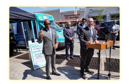 a people are busy to work